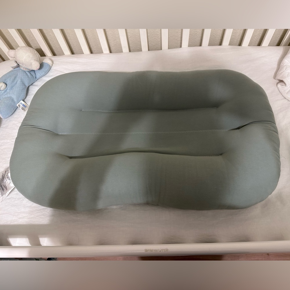 Snuggle Me Lounger (comparable to dock-a-tot) ocean blue